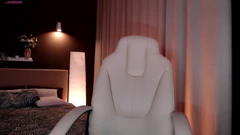 Snapshot of norma_blum chatting on 03-06-25, 01:16 eva online show from 03-06-25, 01:16