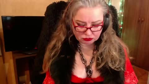 miss Tress online show from 02-09-25, 06:47