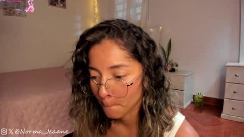 Norma Jeaane online show from 01-21-25, 08:32