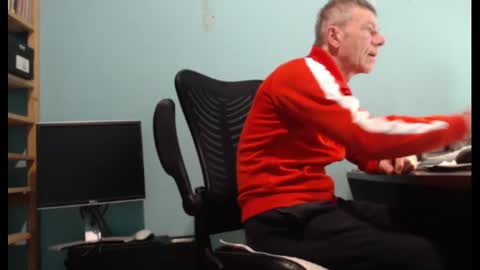 Normuc online show from 12-25-24, 08:40