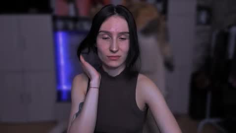 Hazel online show from 02-14-26, 05:53