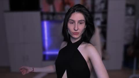 Hazel online show from 02-19-26, 02:13