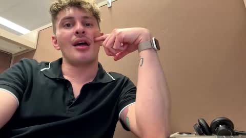 northofsouth_xxx online show from 04-23-26, 05:48