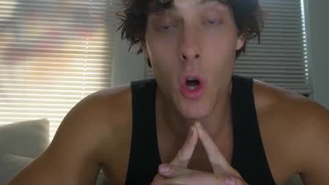 Snapshot of not_alexstone chatting on 09-17-25, 05:47 not_alexstone online show from 09-17-25, 05:47