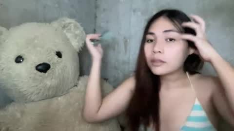 Snapshot of not_semsem chatting on 10-15-25, 06:30 amber online show from 10-15-25, 06:30