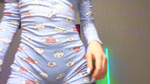 Hello My name is Helene NTMU  Finger up if u like what u see online show from 01-16-25, 02:08