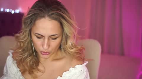 Tina online show from 12-08-24, 08:15