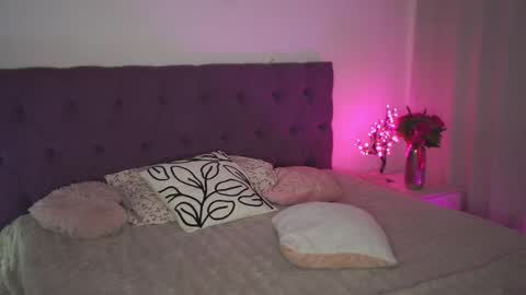 Tina online show from 02-15-25, 05:28