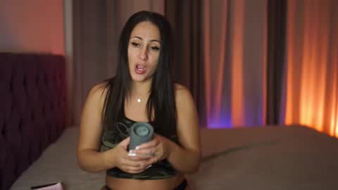 Tina online show from 03-03-26, 09:42