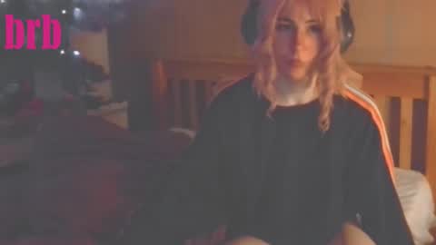 Lucy online show from 10-12-25, 11:59