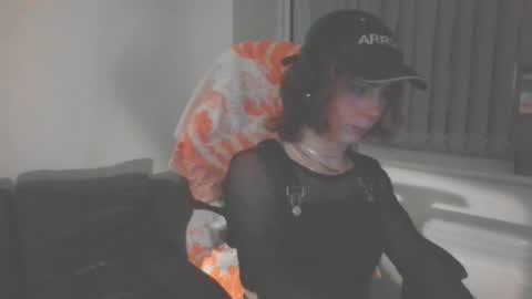 Lucy online show from 12-21-25, 05:14