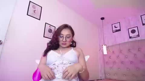 V A L E R Y  online show from 03-10-26, 04:12