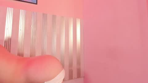 Snapshot of nova_lane chatting on 05-12-26, 08:39 NOVA online show from 05-12-26, 08:39