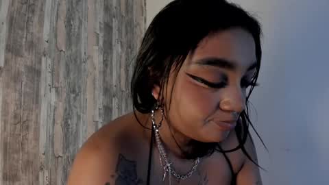 Snapshot of nova_swan chatting on 02-12-25, 01:41 NOVA online show from 02-12-25, 01:41