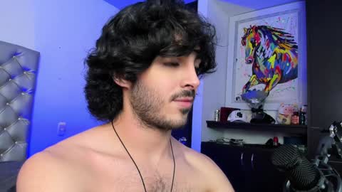 Snapshot of novacry chatting on 01-18-25, 03:27 Nova online show from 01-18-25, 03:27