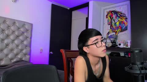 Snapshot of novacry chatting on 01-22-25, 06:31 Nova online show from 01-22-25, 06:31