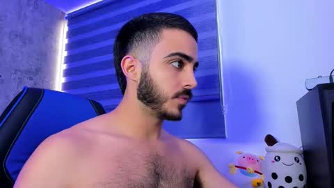 Snapshot of novacry chatting on 10-07-25, 11:51 Nova online show from 10-07-25, 11:51