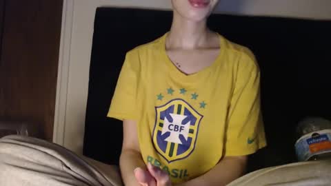 Olivia online show from 01-29-25, 02:51