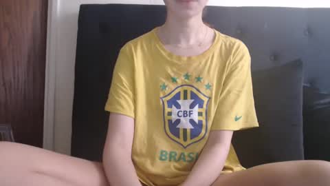 Olivia online show from 02-27-25, 06:42