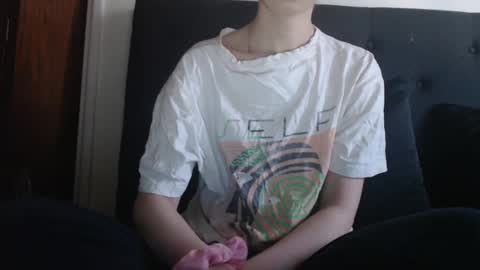 Olivia online show from 03-09-25, 01:04