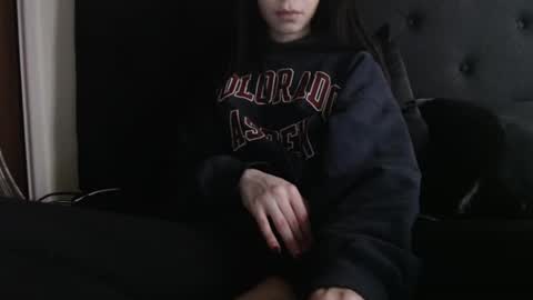 Olivia online show from 09-21-25, 01:46