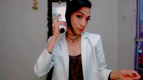 Snapshot of novanyx11 chatting on 12-15-25, 10:58 Nova... online show from 12-15-25, 10:58