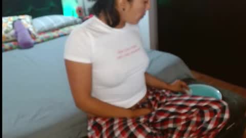 novaperotti online show from 01-30-25, 04:48