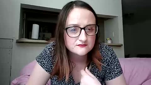Snapshot of novarose233609 chatting on 01-15-25, 02:27 novarose233609 online show from 01-15-25, 02:27