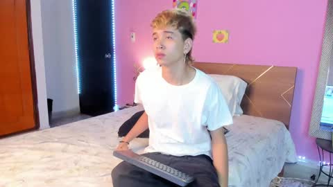 NovayBrian online show from 02-06-25, 04:42