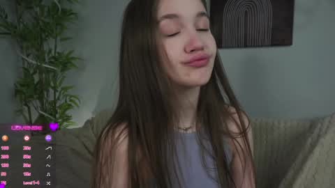 Dina online show from 12-04-24, 01:14