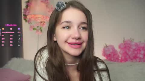 Dina online show from 10-17-25, 01:09