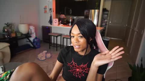 Snapshot of nsfweros chatting on 12-05-24, 07:16 MS. EROS ORISHA XXX online show from 12-05-24, 07:16