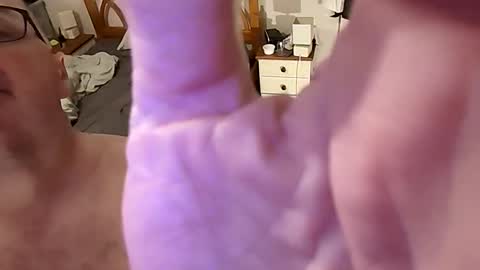 Snapshot of nudboi chatting on 12-15-25, 03:33 nudboi online show from 12-15-25, 03:33