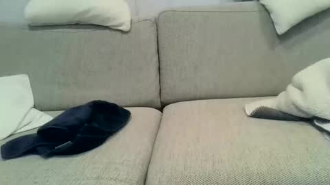 Nudelounger online show from 12-14-25, 03:39