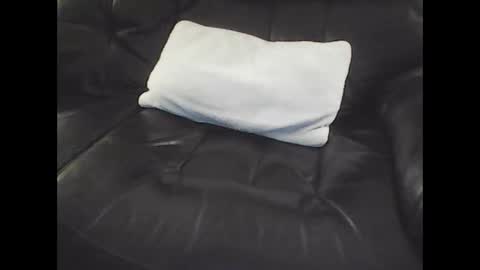 Snapshot of nudestud887 chatting on 01-28-25, 04:29 nudestud887 online show from 01-28-25, 04:29