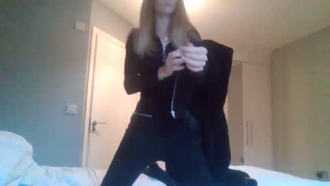 Snapshot of nudgemanalice69 chatting on 10-17-25, 08:17 Alice  Nudgeman online show from 10-17-25, 08:17