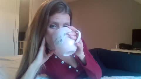 Snapshot of nudgemanalice69 chatting on 10-18-25, 01:56 Alice  Nudgeman online show from 10-18-25, 01:56