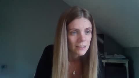 Snapshot of nudgemanalice69 chatting on 10-25-25, 01:40 Alice  Nudgeman online show from 10-25-25, 01:40