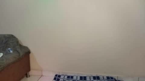 Snapshot of nudist_lad chatting on 12-31-24, 10:12 Luke online show from 12-31-24, 10:12