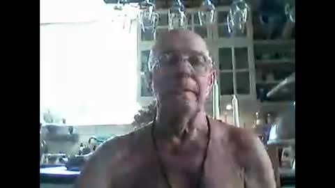 Snapshot of nudistjavist chatting on 10-28-25, 12:19 Haky online show from 10-28-25, 12:19