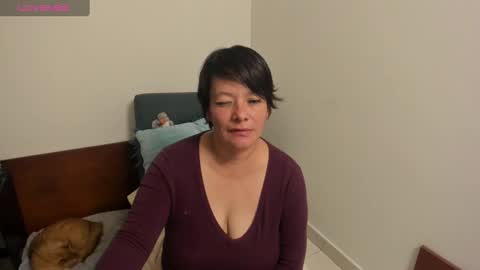 Snapshot of nuit_rose chatting on 01-11-25, 05:10 nuit_rose online show from 01-11-25, 05:10