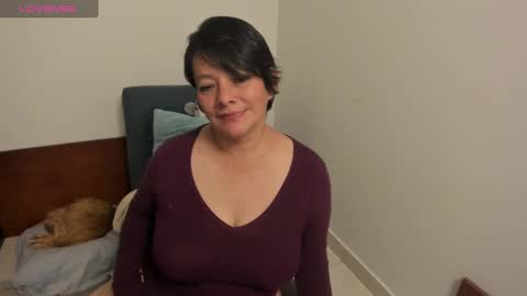 Snapshot of nuit_rose chatting on 01-20-25, 04:54 nuit_rose online show from 01-20-25, 04:54