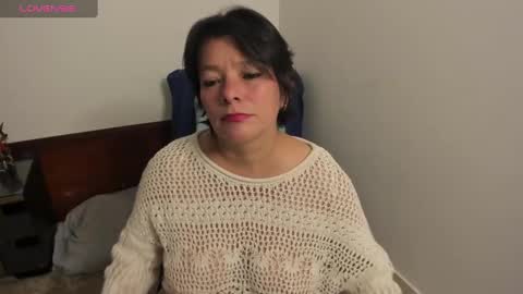 Snapshot of nuit_rose chatting on 02-25-25, 01:41 nuit_rose online show from 02-25-25, 01:41