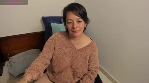 Snapshot of nuit_rose chatting on 03-02-25, 05:12 nuit_rose online show from 03-02-25, 05:12