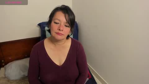 Snapshot of nuit_rose chatting on 03-08-25, 02:01 nuit_rose online show from 03-08-25, 02:01