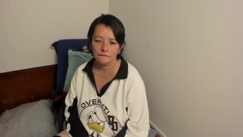 Snapshot of nuit_rose chatting on 03-10-25, 05:11 nuit_rose online show from 03-10-25, 05:11