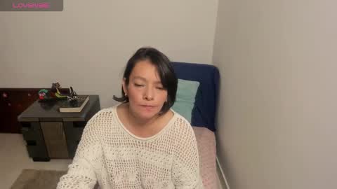 Snapshot of nuit_rose chatting on 10-08-25, 01:58 nuit_rose online show from 10-08-25, 01:58