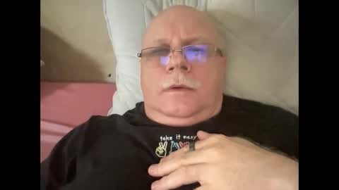 nukiss online show from 11-13-25, 10:03