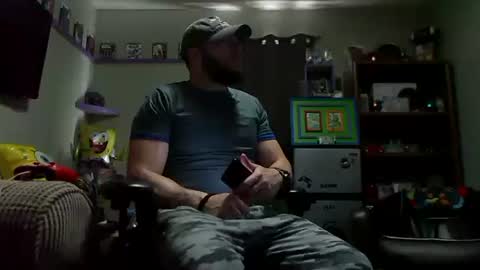 Awwwww Hey Sweetie Pies. Welcome To The Sweetie Pie Lounge. Enjoy The Dad-Cast. SweetCorny Fun-loving Dad Talk. online show from 10-14-25, 07:25