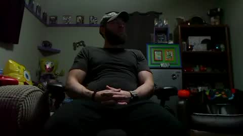 Awwwww Hey Sweetie Pies. Welcome To The Sweetie Pie Lounge. Enjoy The Dad-Cast. SweetCorny Fun-loving Dad Talk. online show from 11-06-25, 03:18